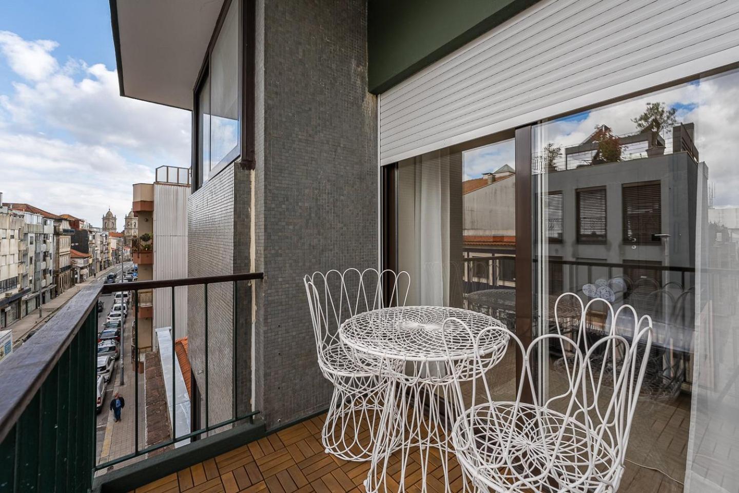 Guestready - Quental Wallpaper Near Marques Square Porto Luaran gambar